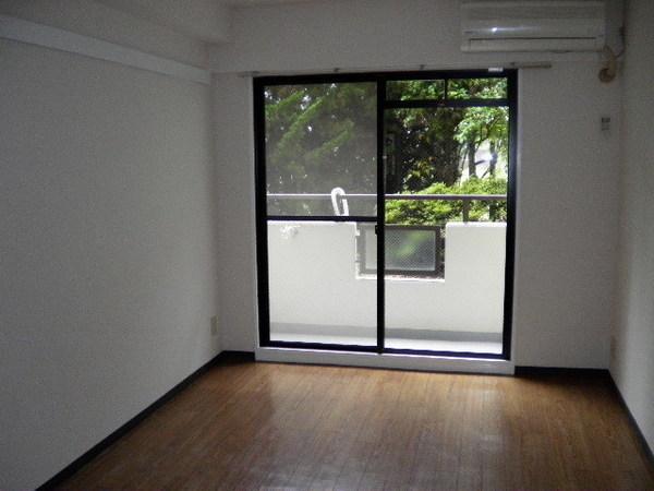 フロイデ東向日