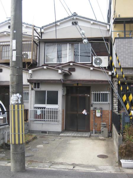貸家　納所岸ノ下25-58