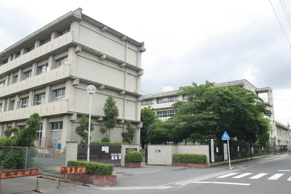 長岡天神ハイツ 15棟206号(長岡京市立長岡第六小学校)