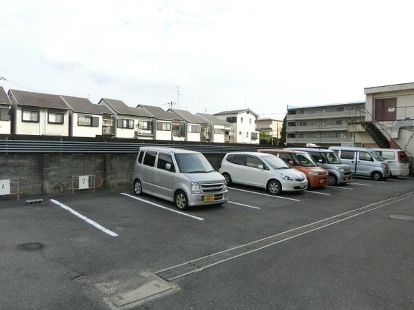 坪内マンション