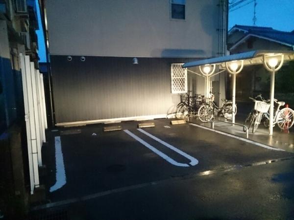 ジュネス　モデルヌ