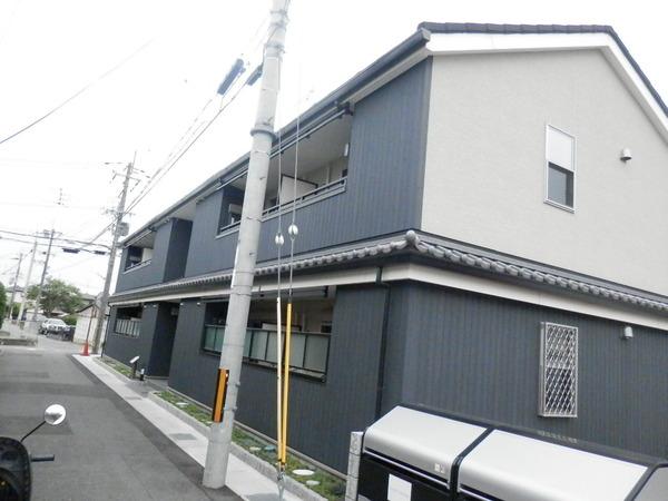 ジュネス　モデルヌ