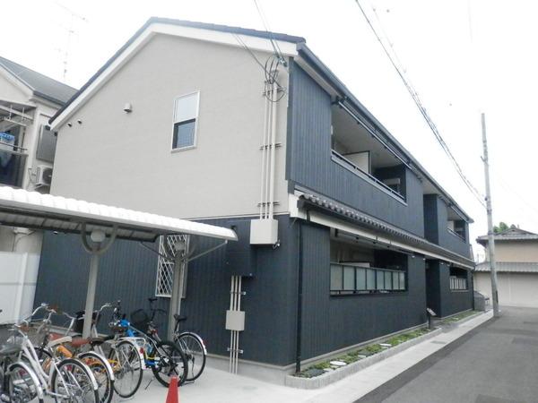 ジュネス　モデルヌ