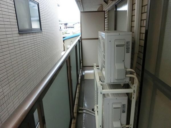 ハイツ中川
