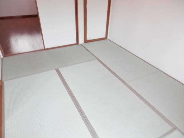 メゾンドール榮