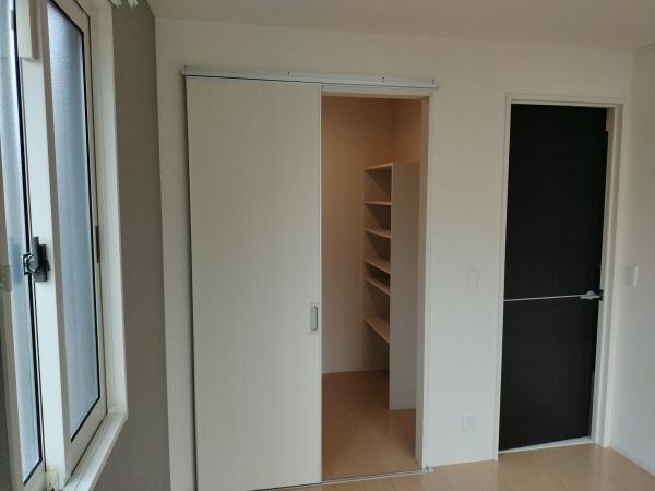 リバーフロント鴨川(収納)