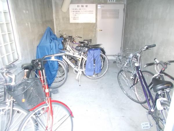 フロイデ東向日