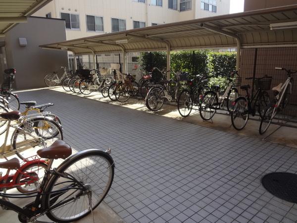 デルニエ向日町