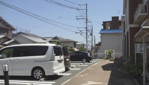 グレースコート