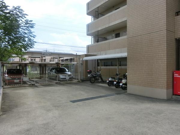 ライオンズマンション長岡天神　402号