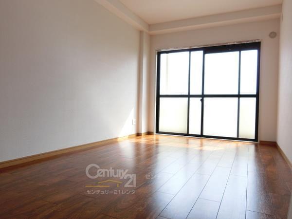 エトワール・サカモト