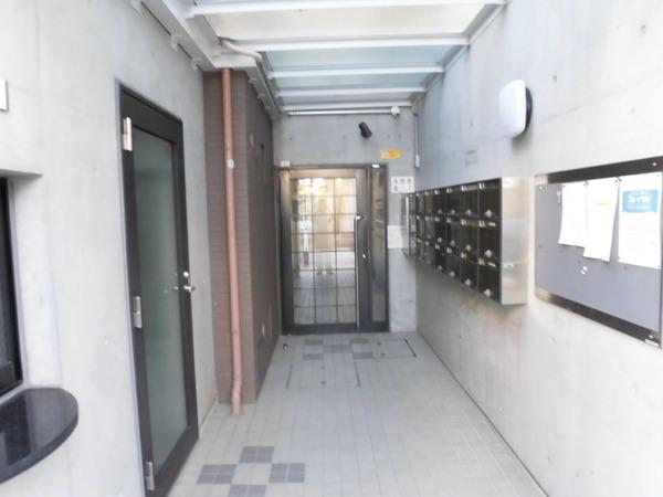 カーサ西向日(エントランス)