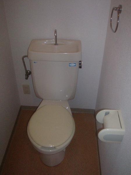 カーサ西向日(トイレ)