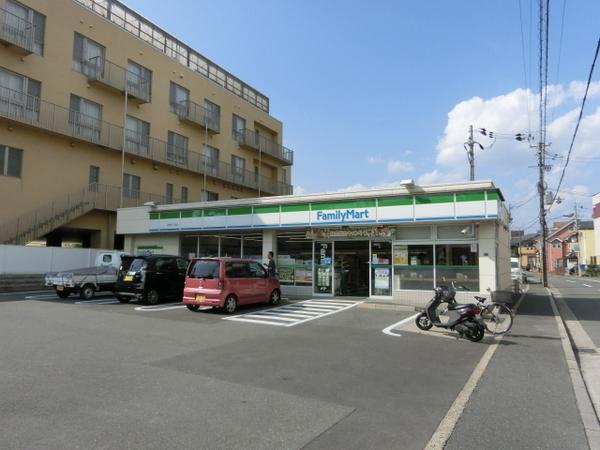 坪内マンション(ファミリーマート)