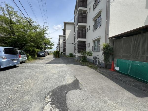 円明寺ヶ丘団地B棟105号