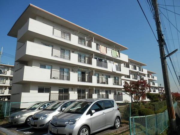 円明寺ヶ丘団地M棟
