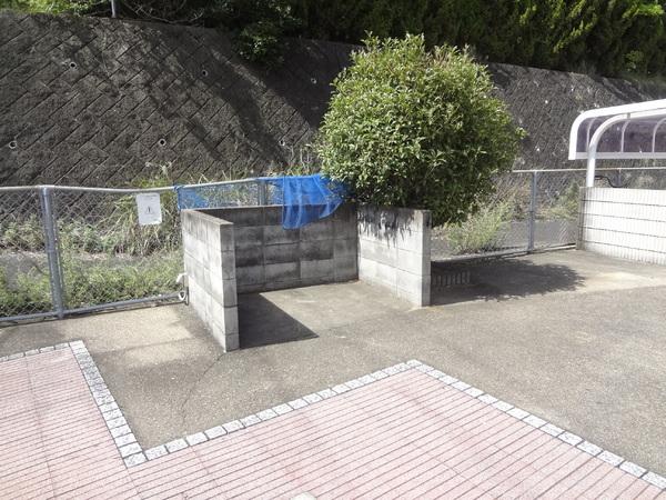 シオン西山