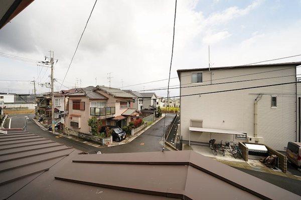 貸家　今里細塚18-1　東側真中