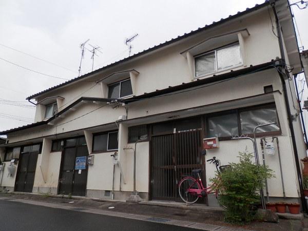 貸家　今里細塚18-1　東側真中