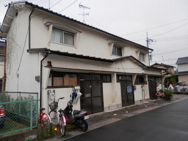 貸家　今里細塚18-1　東側真中
