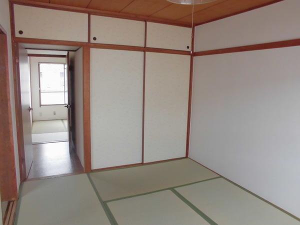 メゾン神足　4号棟403号室