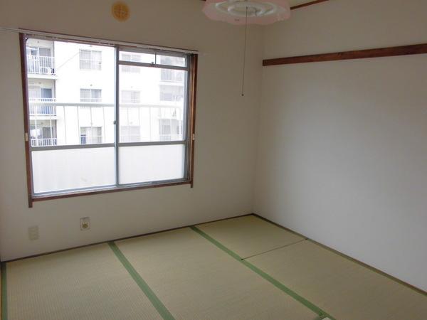 メゾン神足　4号棟403号室