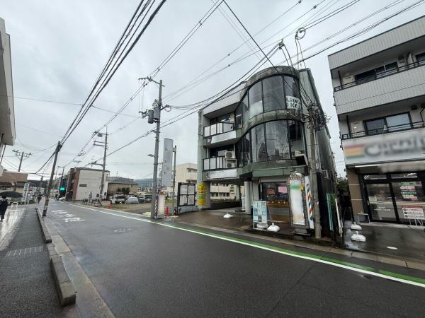 店舗　開田四丁目1-11