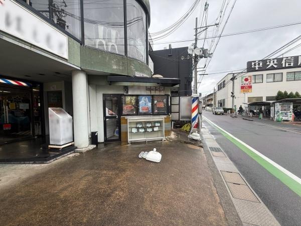 店舗　開田四丁目1-11