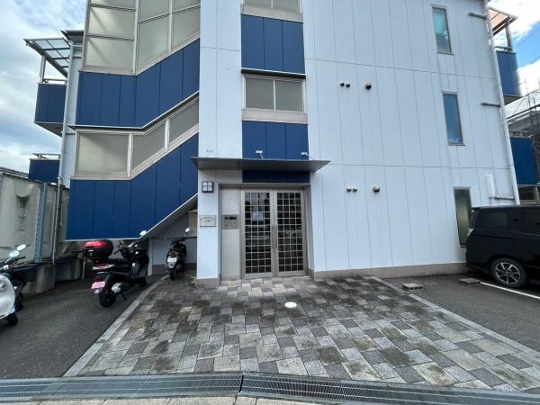 アーネストハイツC棟
