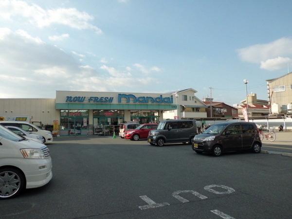 ラフォーレ(万代加納店)