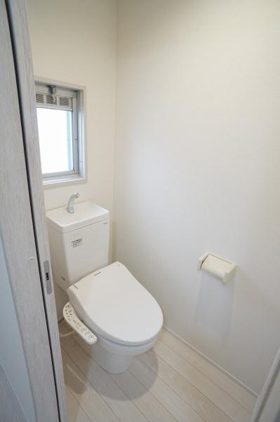 ウィステリアハイツ