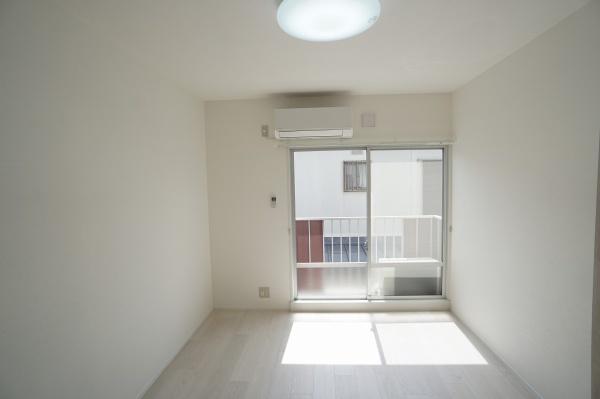 ウィステリアハイツ(洋室)