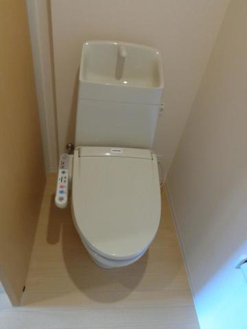 ユニヴァリィ小池原A