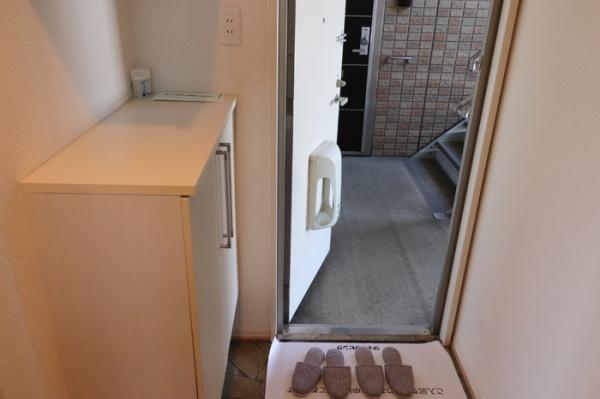 ポワール・M B棟(玄関)