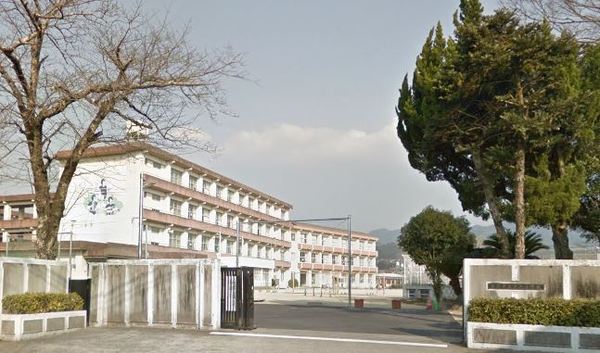 モダンＫ・Ｗ２(大分市立戸次小学校)