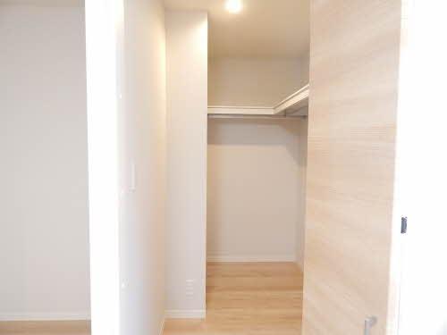 ユアーハウス　F