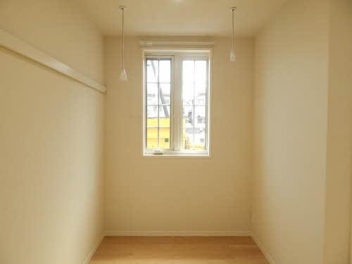 ユアーハウス　F