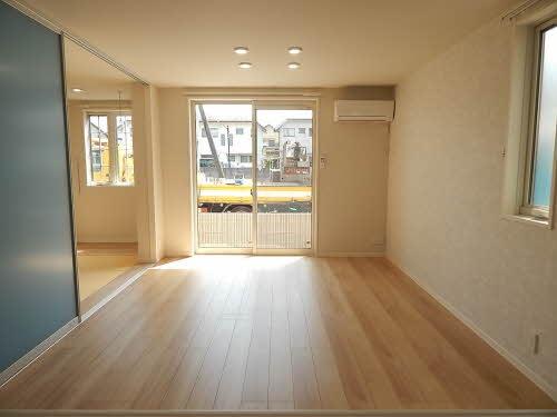 ユアーハウス　F