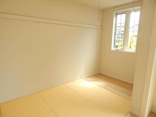 ユアーハウス　F