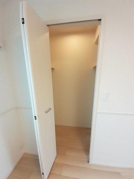 大分市大在浜１丁目のアパート