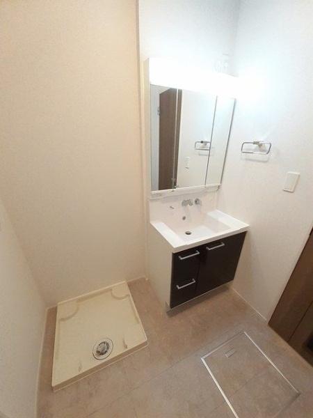 大分市大在浜１丁目のアパート