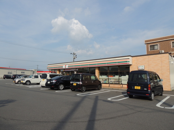 オレンジハウス(セブンイレブン大分花江川店)