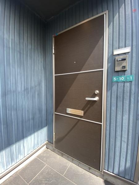 岩田町貸家