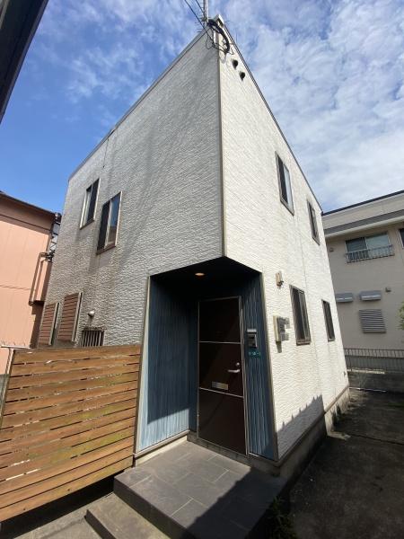 岩田町貸家