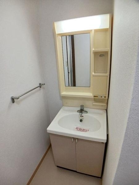 ポートハイツ２号館B棟