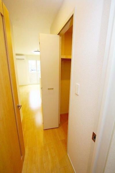 シャロンフォンブルーメン