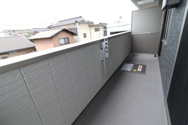 Ｄ－ＲＯＯＭ花高松