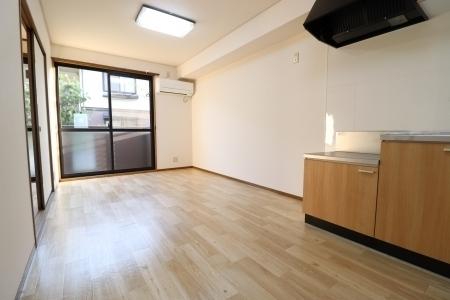 エクレール美濃屋B