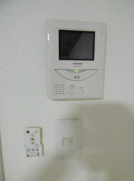 ネオス11