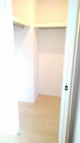 エテルノ　アロッジオ